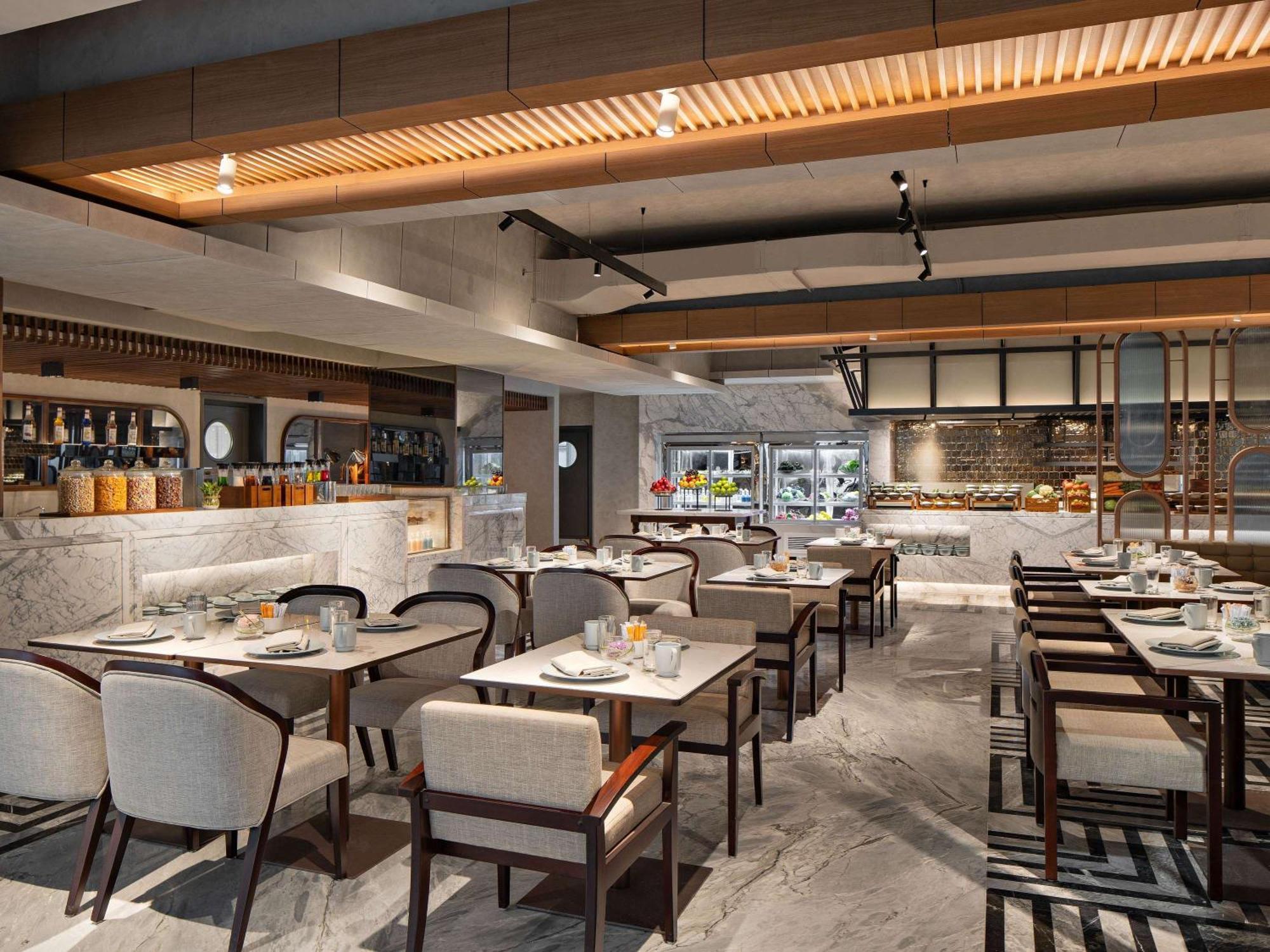 Moevenpick Hotel Jakarta City Centre מראה חיצוני תמונה